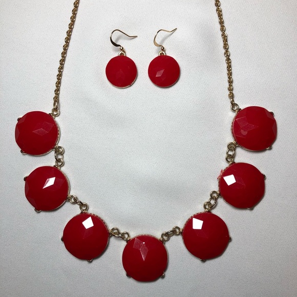 Red/Gold Necklace & Earrings Set - Picture 2 of 3